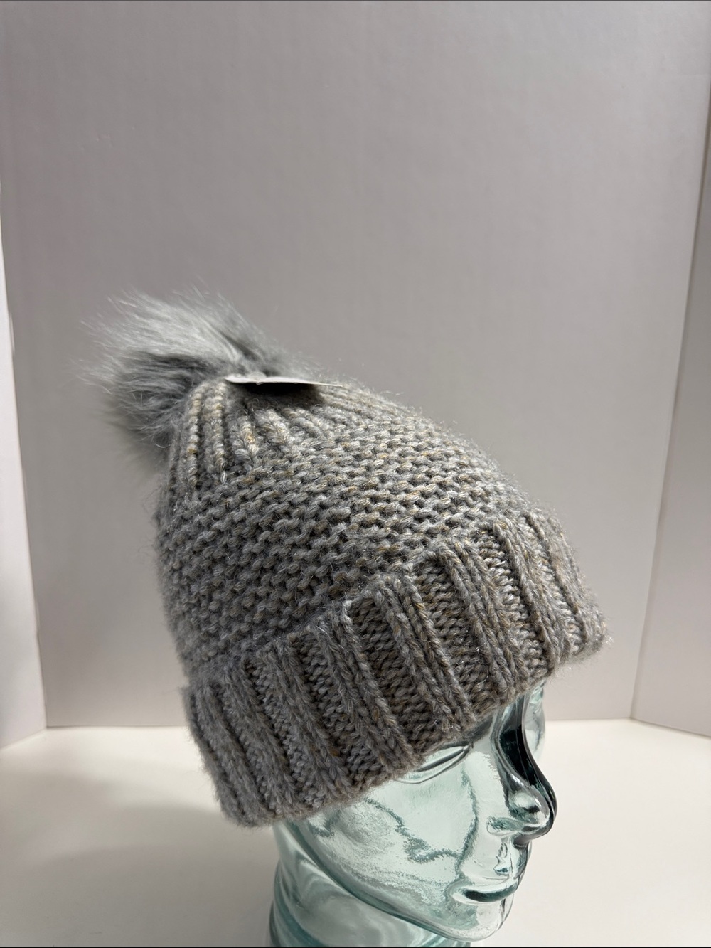 Time and Tru Fleece Lined Light Gray Knit Beanie with Faux Fur Pom